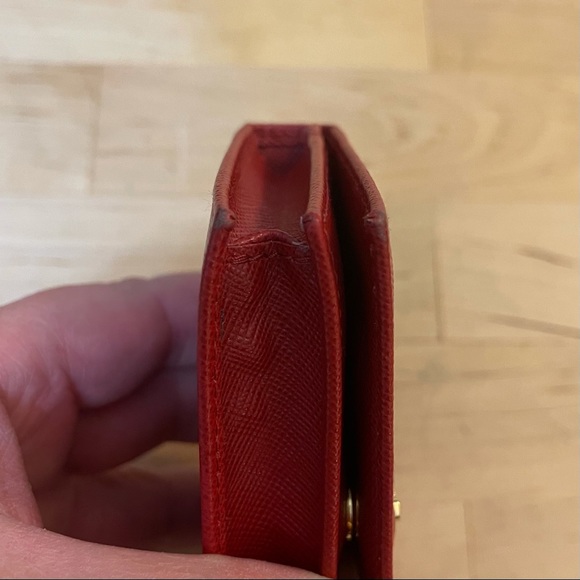 Authentic Prada cardholder - Picture 8 of 9
